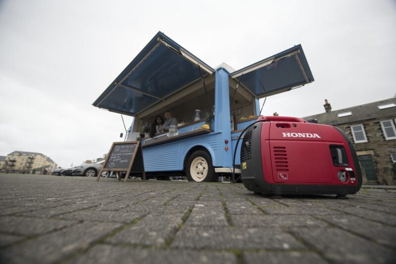 Honda benzinski bešumni agregat za struju inverter EU22i 2.2kW