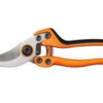Fiskars makaze za orezivanje PB-8 M 213582