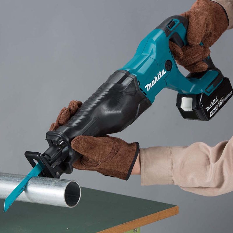 Makita aku recipročna pila lisičji rep DJR186Z