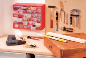 LUX Tools zidni magacin za vijke - 36 ladica 586256