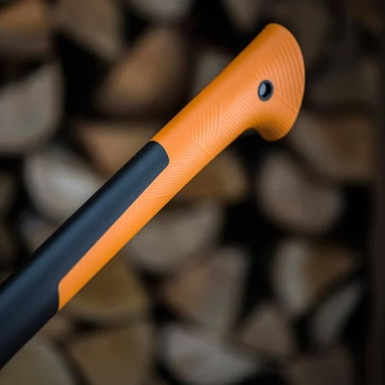 Fiskars sjekira za cijepanje drva Axe M X17 122463