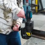 Makita aku bušač rupa u metalu DPP200ZK