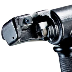 Makita akumulatorski rezač čeličnih šipki DSC121ZK