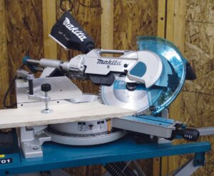 Makita potezno nagibna testera pila LS1216 1650W