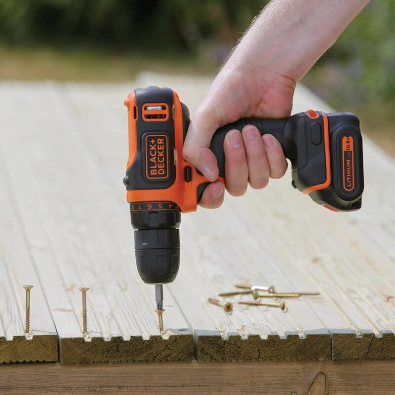 Black+Decker aku bušilica odvijač BDCD12 10.8V 1.5Ah