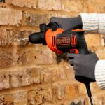 Black+Decker udarna bušilica BEH550 550W