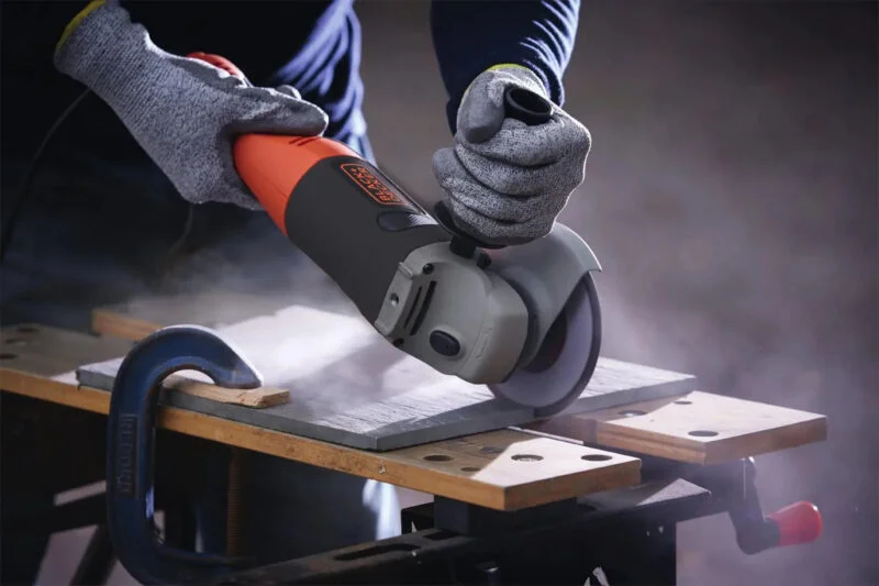 Black+Decker ugaona kutna brusilica KG1202 1200W 125mm