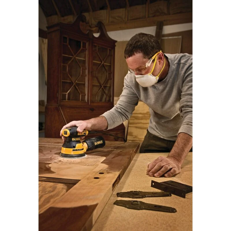 DeWALT rotaciona ekscentrična brusilica sa potenciometrom DWE6423 280W 125mm