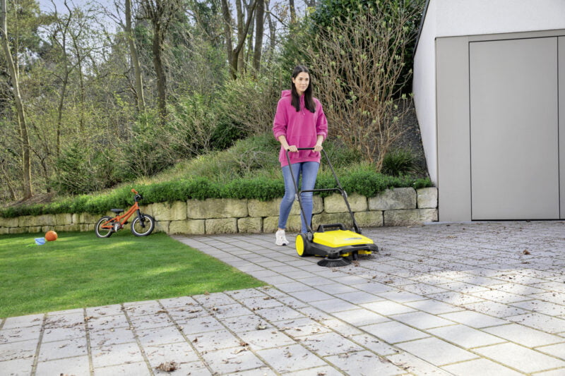 Karcher uređaj za metenje sweeper S 4