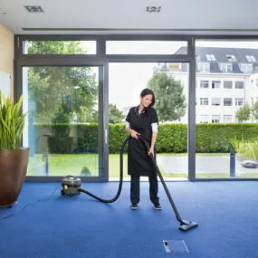 Karcher usisivač za suvu prašinu NT 27/1