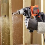 Black+Decker udarna bušilica sa 32-dijelnim setom pribora BEH850KA32 850W