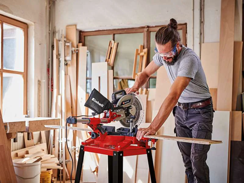 Einhell preklopna i potezna pila testera TC-SM 2531/2 U 1900W 254mm