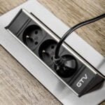 GTV ugradna preklopna utičnica AE-PBC3GS-51BK srebrna, 3x SCHUKO