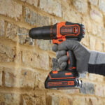 Black+Decker aku udarna bušilica odvijač sa priborom BDCHD18S1KA