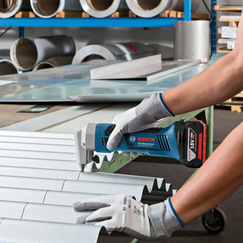 Bosch akumulatorska glodalica za lim GNA 18V-16 Professional Solo
