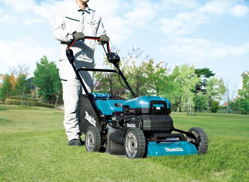 Makita aku samohodna kosilica kosačica LM001CZ 36V Solo