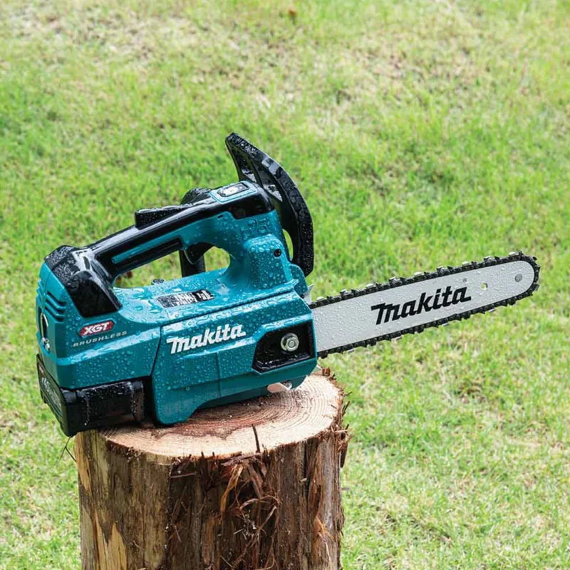 Makita aku lančana pila testera UC004GM101