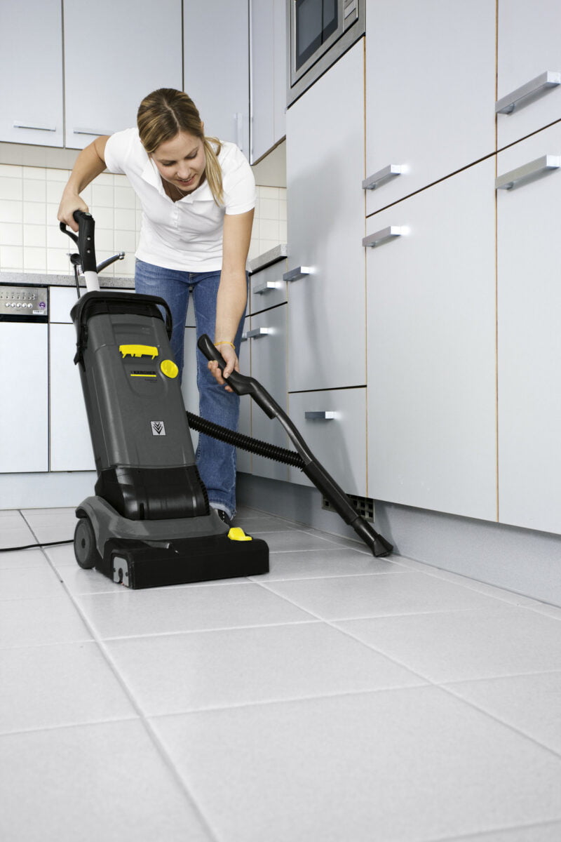 Karcher mašina za ribanje i sušenje  BR 30/4 C
