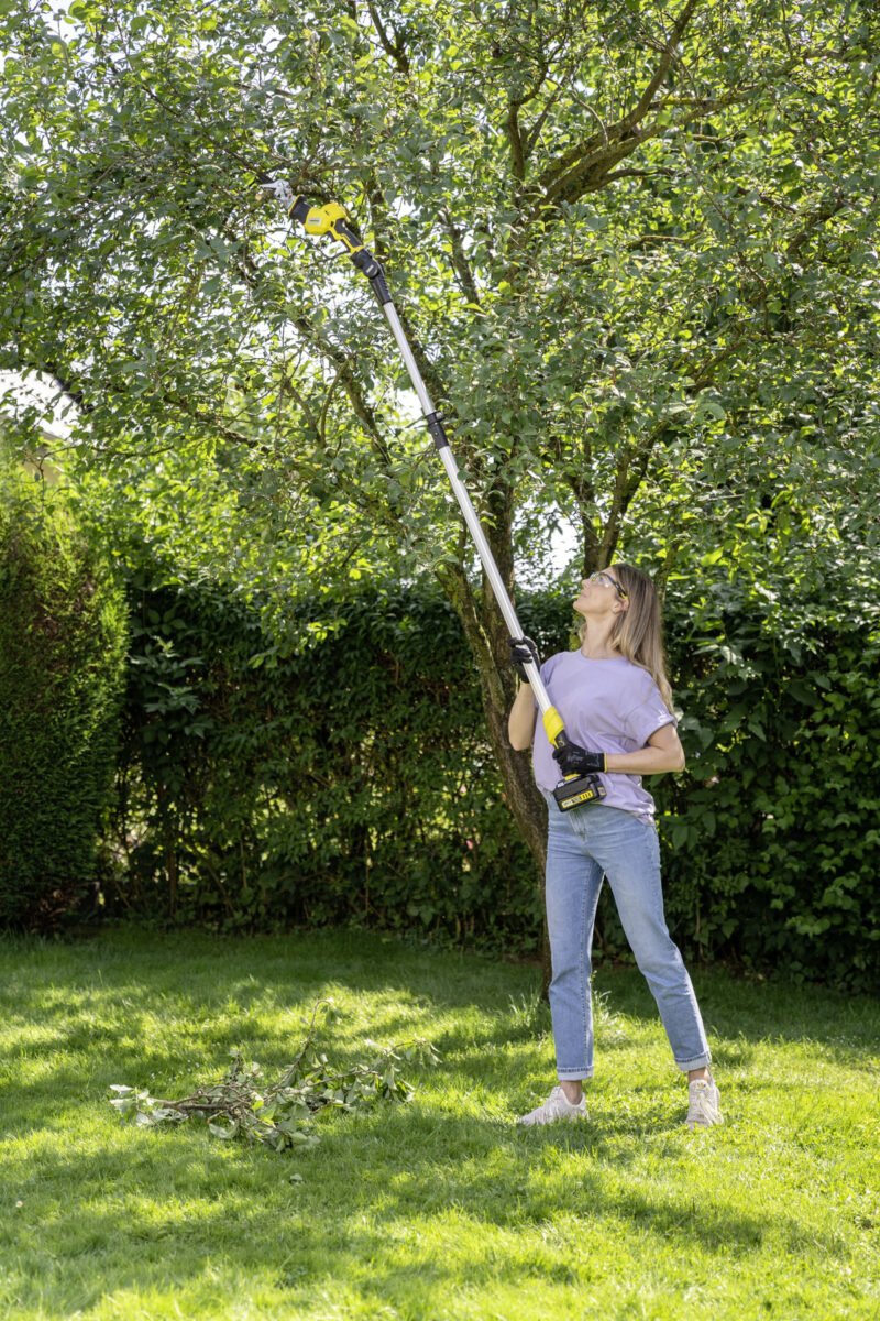 Karcher aku pila za grane  PGS 4-18 BEZ BATERIJE