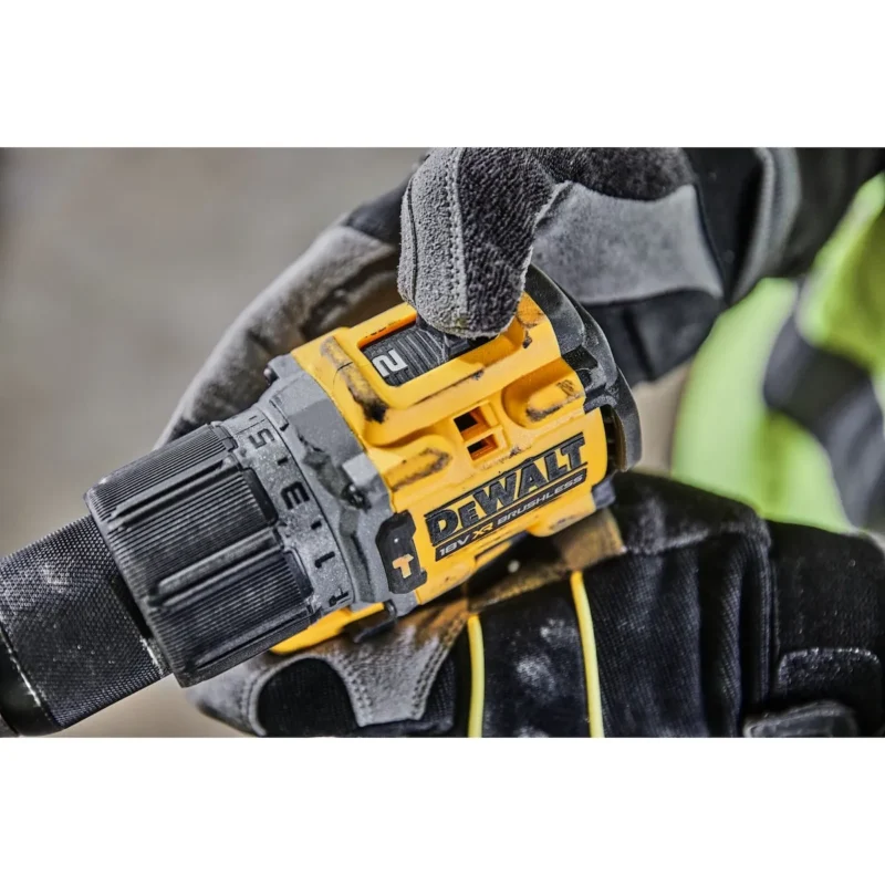 DeWalt aku udarna bušilica BRUSHLESS 18V 2x5.0Ah DCD805P2T- Kit