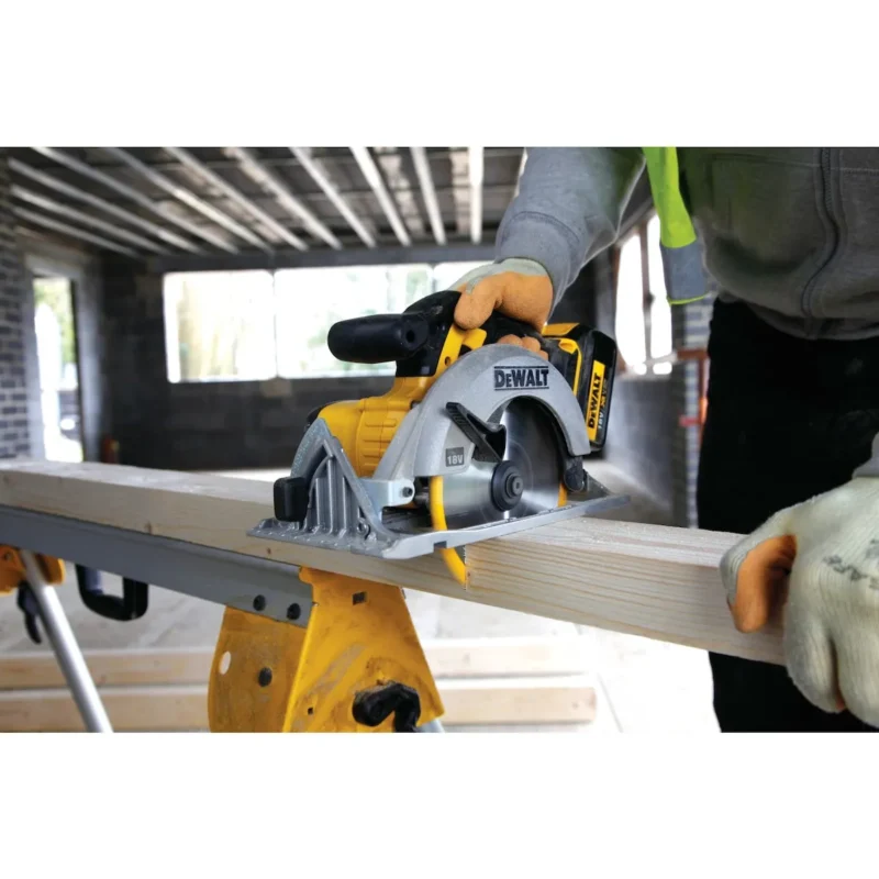 DeWalt aku cirkular kružna pila 165mm 18V u TSTAK koferu DCS391N - Solo