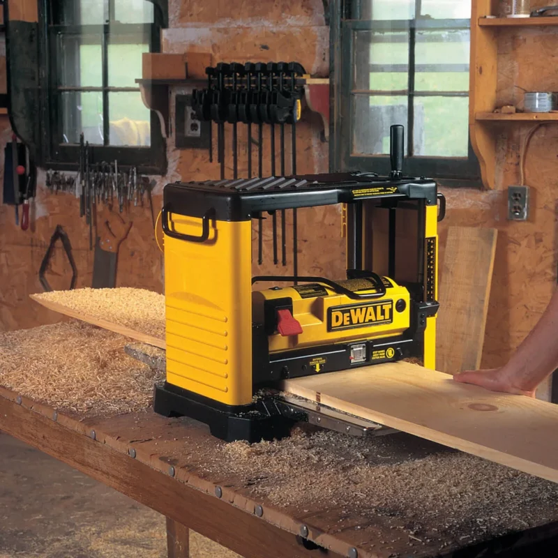 DeWalt blanja-dihtarica 1800W 317mm DW733