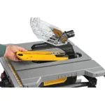 DeWalt kompaktna stoni cirkular 210mm DWE7485-QS