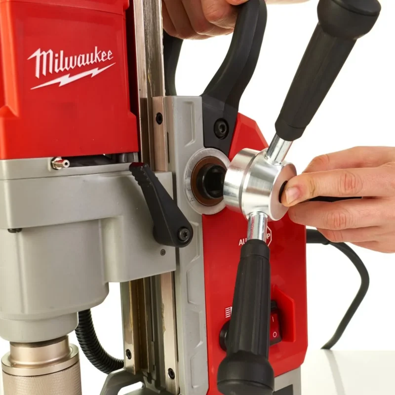 Makita magnetna bušilica HB350 (Kopiraj)